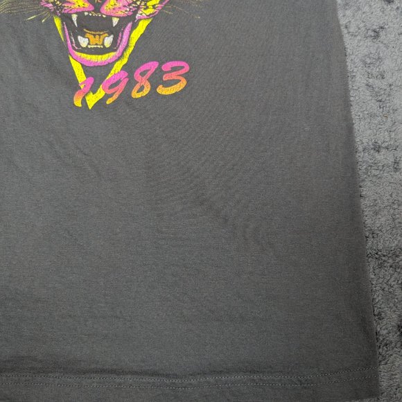 Def Leppard Shirt Adult Medium Gray Pullover Long Sleeve 1983 Art Music Band Tee - Picture 7 of 16